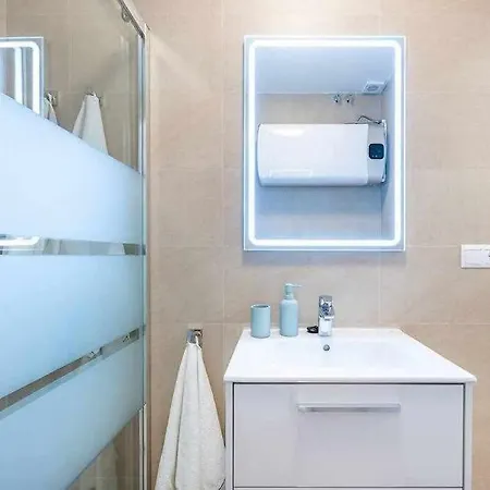 Vivendos - Tr15 - Bajondillo Appartement